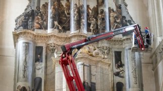 Explore De Nieuwe Kerk